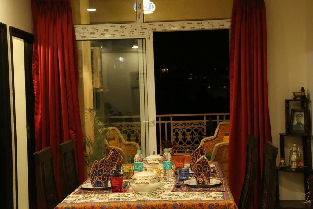 Saket Inn Τζαϊπούρ Εξωτερικό φωτογραφία